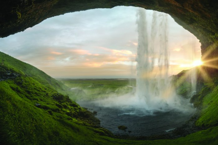 Papier peint  Paysage de grotte avec vue sur la cascade