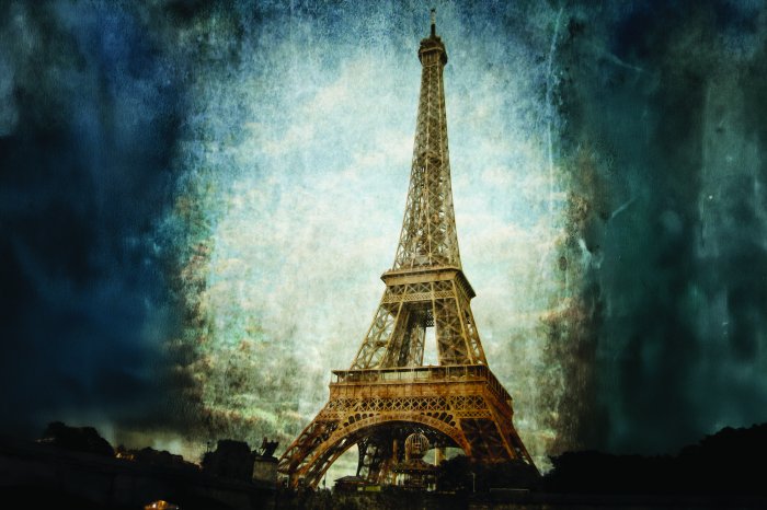 Papier peint  Tour Eiffel dans un paysage parisien sombre