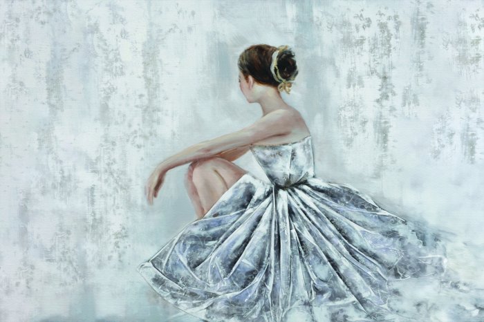 Papier peint  Ballerine en robe blanche sur du béton