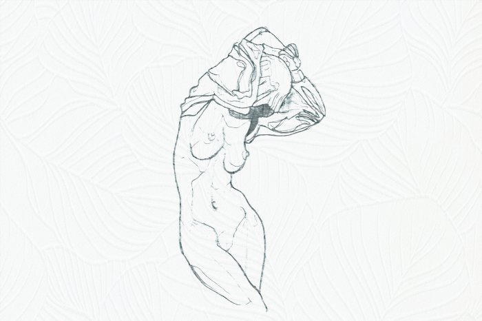 Papier peint  Femme subtile sur un fond de feuilles