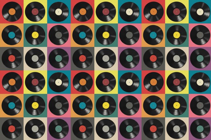 Papier peint  Disques vinyles sur des carreaux colorés