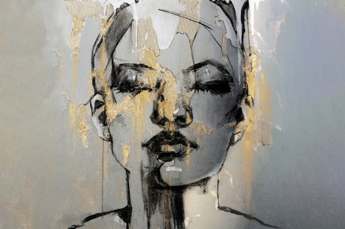 Papier peint  Portrait abstrait d'une femme avec de l'or