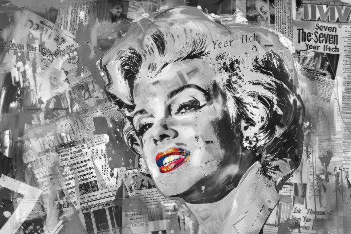 Papier peint  Marilyn Monroe devant un mur de journaux