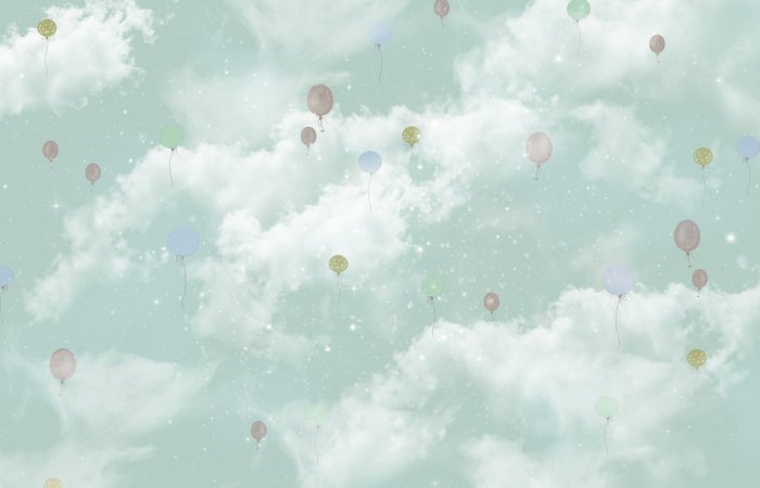 Papier peint  Ballons sur le fond des nuages ​​dans le ciel étoilé