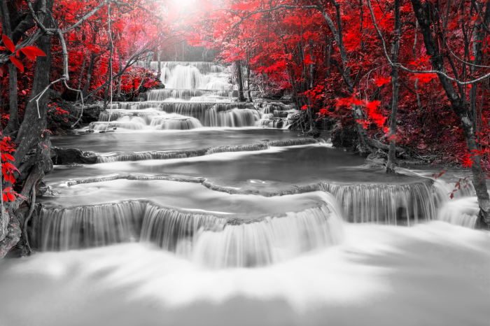 Tableau  Cascade of Thoughts (1 Part) Wide Red