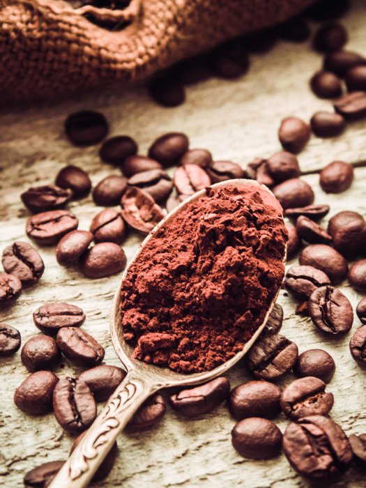 Tableau  Café moulu accompagné de grains de café frais