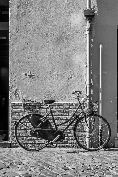 Poster  Vélo noir et blanc de style minimaliste