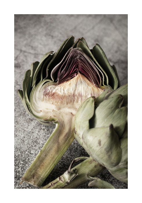 Poster  Alcachofas verdes sobre fondo gris