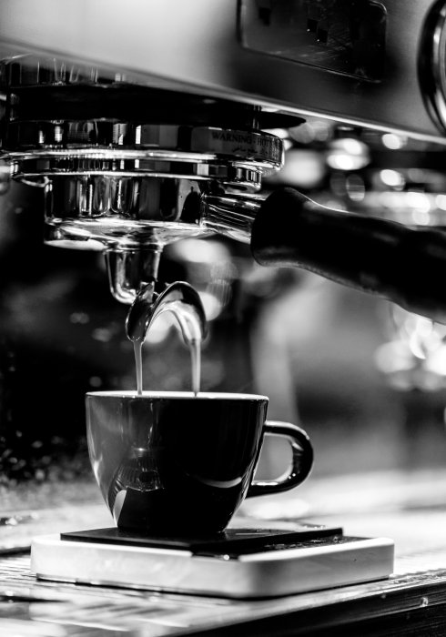 Poster  Tasse de café photographie en noir et blanc