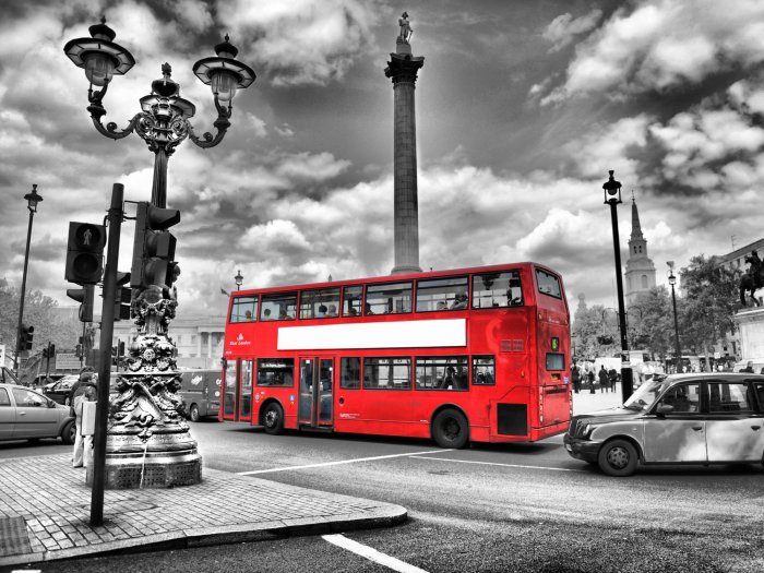 Poster  Bus rouge à Londres photographie en noir et blanc