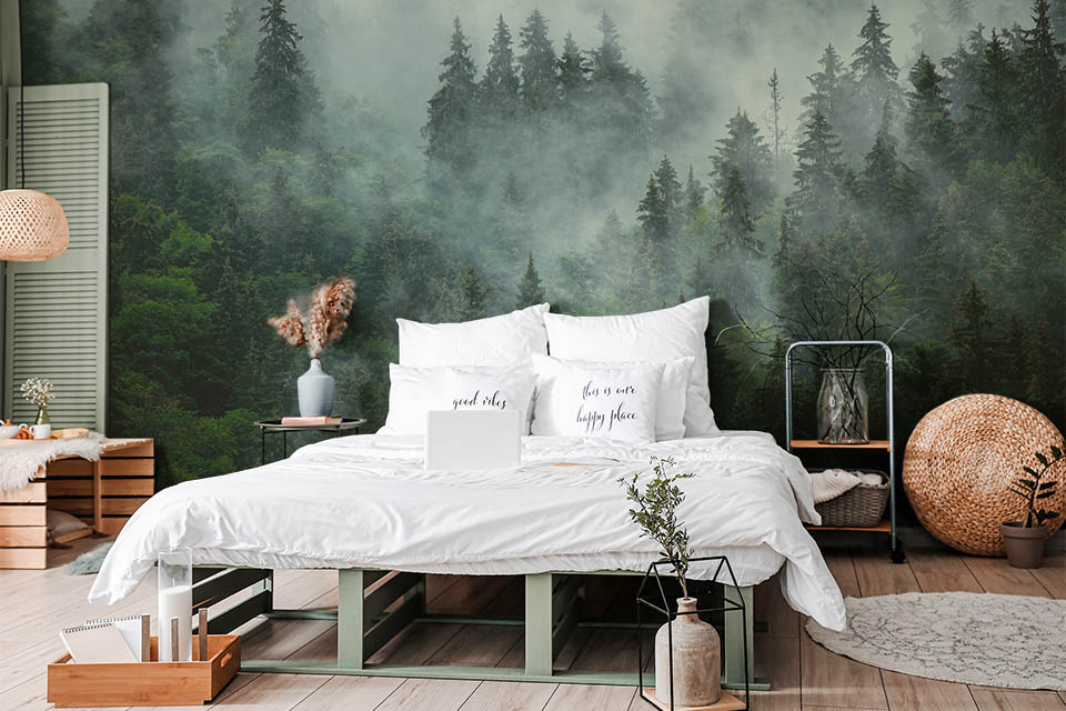Papier peint forêt dans le brouillard