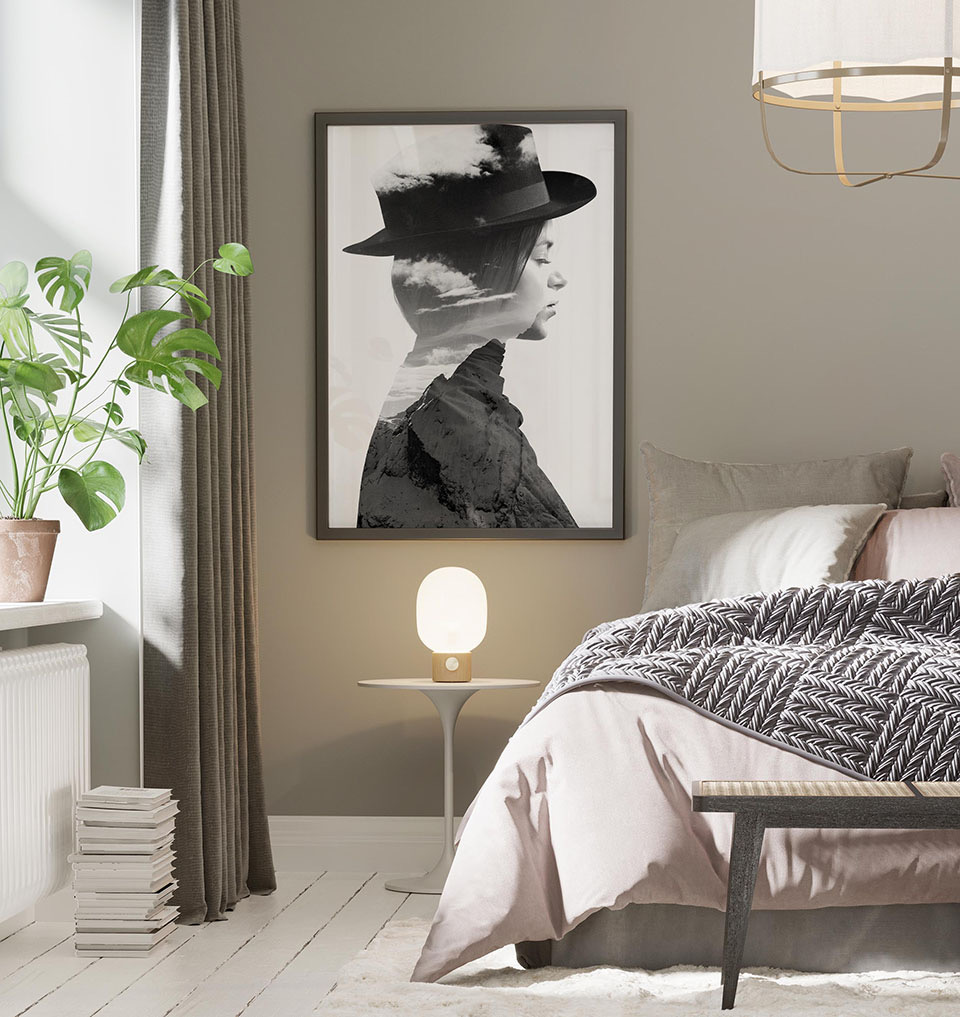 Poster femme avec un chapeau