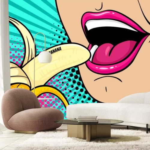 Sticker  Gros plan de la bouche de femme ouverte sexy manger banane avec lettrage de banane douce. Fond coloré de vecteur dans le style rétro pop art comique.