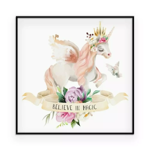 Poster  Une licorne avec des ailes et une couronne