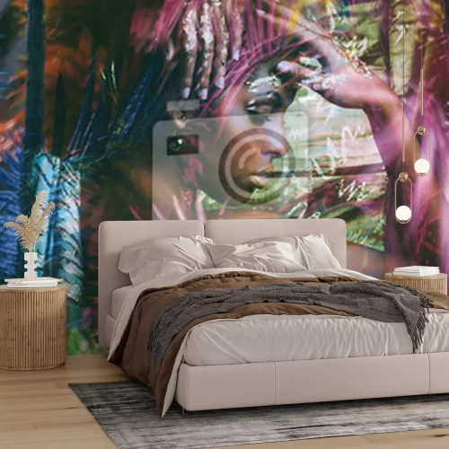 Papier peint  Une femme en costume inhabituel