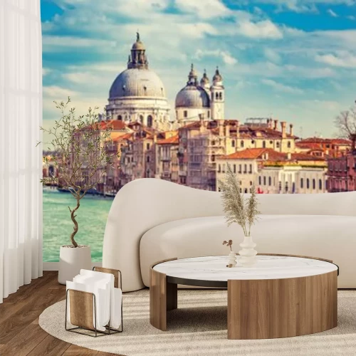 Papier peint  Canal avec la majestueuse Basilique Santa Maria