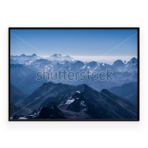 Poster  Panorama de montagnes aux sommets enneigés