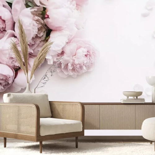 Papier peint  Pivoines roses aux pétales épars