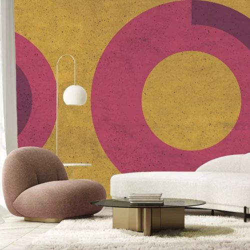 Papier peint  Cercles roses sur fond jaune et texture béton
