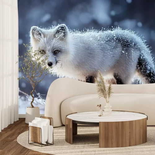 Papier peint  Renard polaire dans une forêt enneigée
