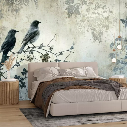 Papier peint  Oiseaux dans les arbres sur un mur vieilli avec des ornements