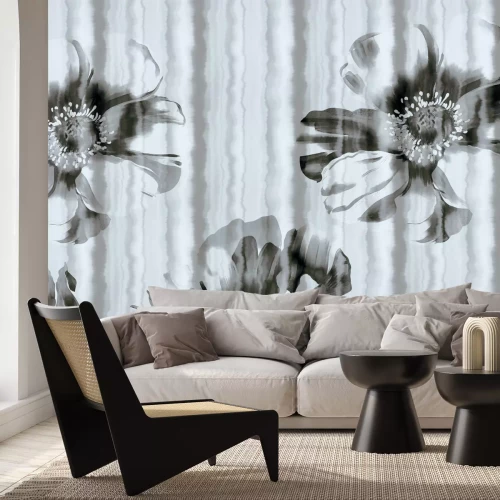 Papier peint  Coquelicots sur fond rayé dans un motif monochrome