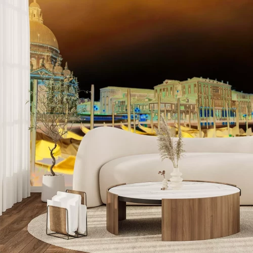 Papier peint  Gondoles vénitiennes avec cathédrale illuminée en arrière-plan