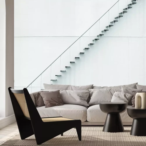 Papier peint  Escaliers métalliques délicats près du mur blanc