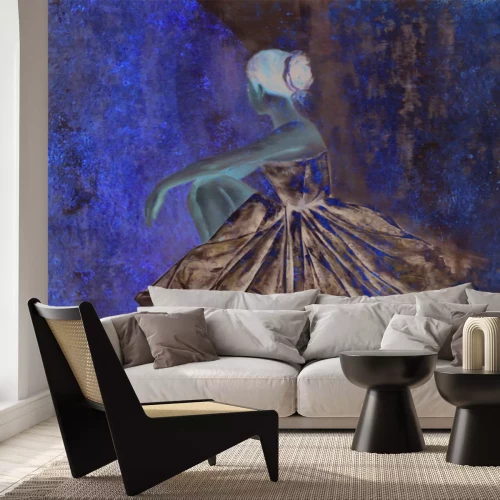 Papier peint  Femme en robe de ballet avec ornement doré