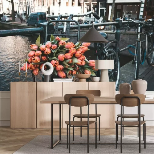 Papier peint  Vélo avec des tulipes