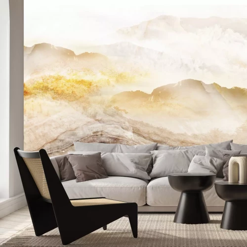 Papier peint  Montagnes de marbre beige dans la brume