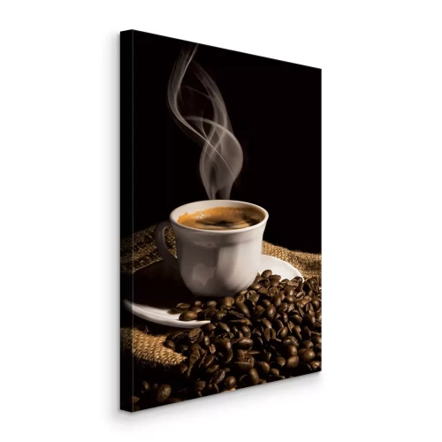Tableau  Café noir fraîchement moulu dans une tasse en porcelaine