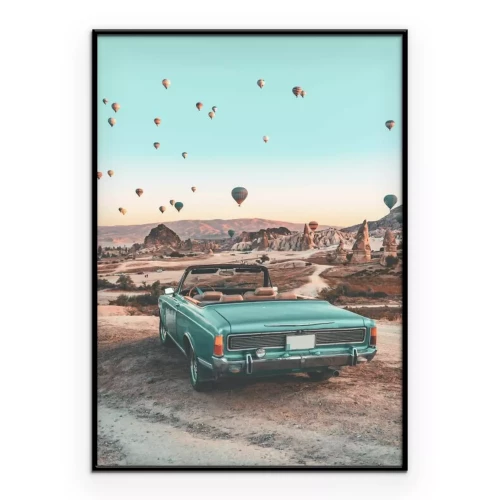 Poster  Voiture rétro en Cappadoce et ballons dans le ciel paysage pittoresque