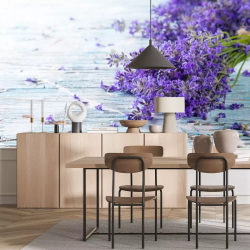 Papier peint  Lavande sur des planches rustiques