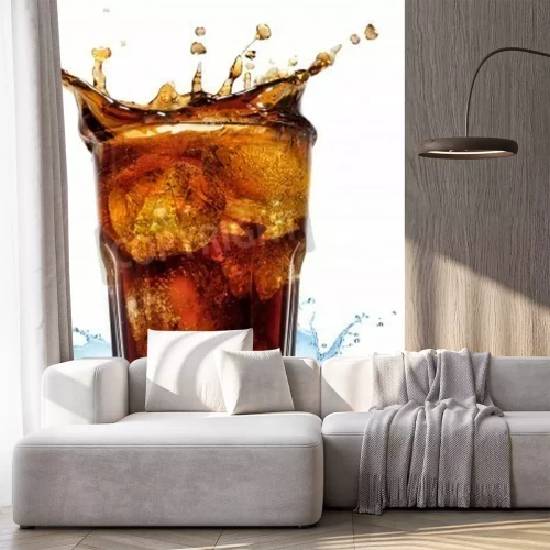 Papier peint  Boisson dans un verre et éclaboussures