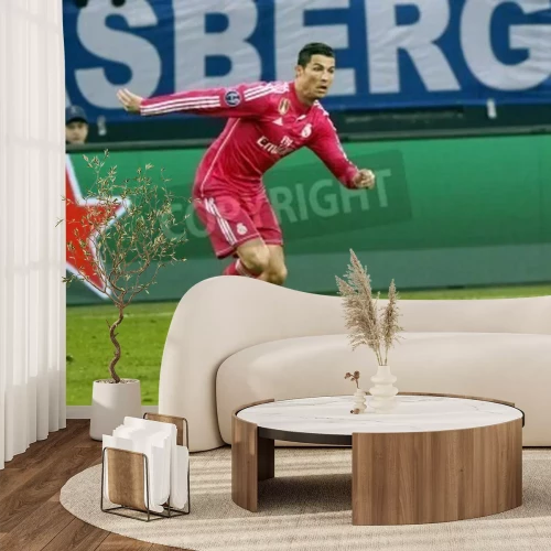 Papier peint  Legend Christiano Ronaldo devant la balle