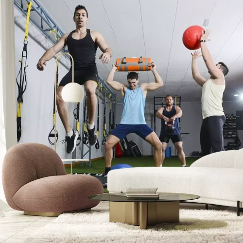 Sticker  Un groupe de gens dans l'action en faisant des exercices de CrossFit