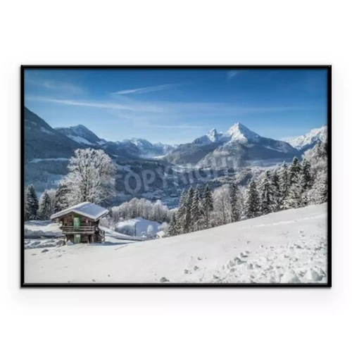 Poster  Paysage alpin hivernal avec des montagnes et des vallées enneigées