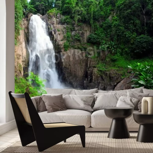 Papier peint  La chute d'eau rocheuse et la jungle