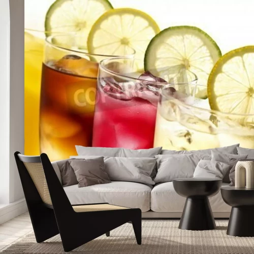 Papier peint  Boissons avec de la glace de différentes couleurs