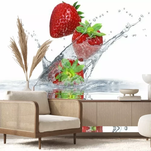 Papier peint  Fraises immergées dans l'eau