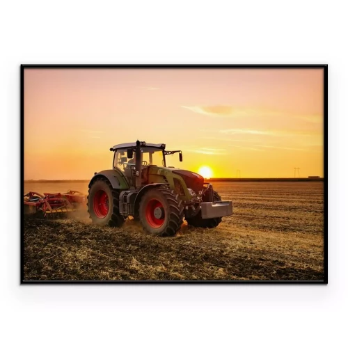 Poster  Tracteur dans un champ au coucher du soleil