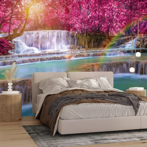 Papier peint  Arbres roses surplombant une cascade