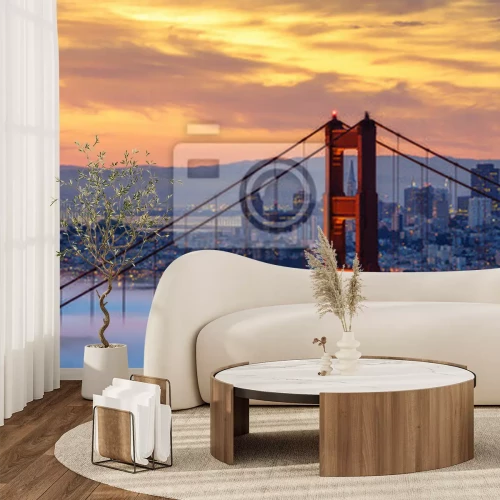 Papier peint  Golden Gate Bridge dans les nuages