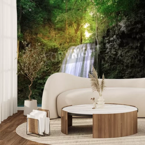 Papier peint  Chute d'eau dans la jungle verte