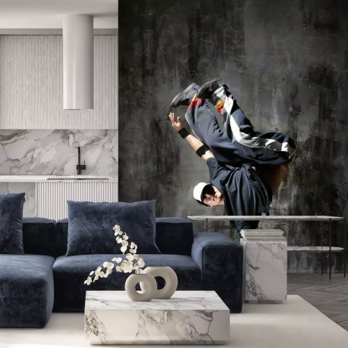 Papier peint  Breakdance sur fond de béton