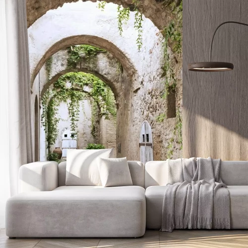 Papier peint  Allée pavée de lierre et de pots de fleurs