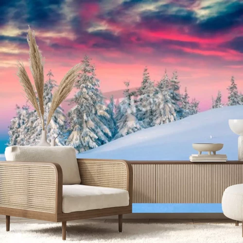 Papier peint  Lever de soleil sur une montagne enneigée